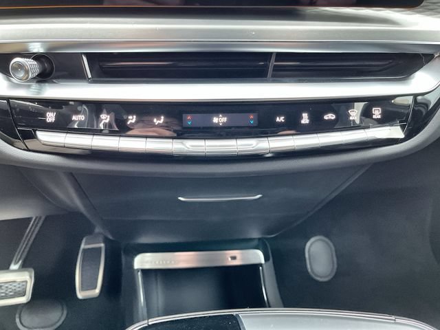 2027 Cadillac LYRIQ Sport - Photo 18