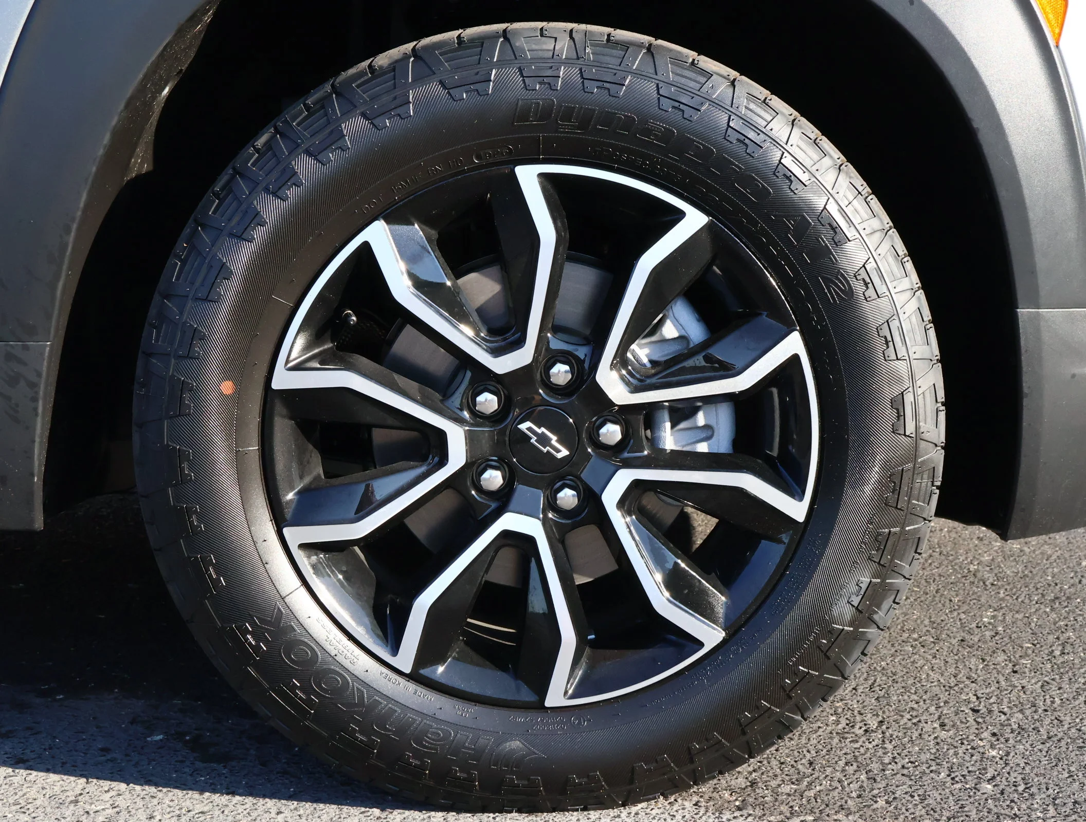 New 2026 Sterling Gray Metallic Chevrolet ACTIV image 25