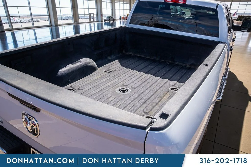 Used 2024 White Ram Big Horn image 37
