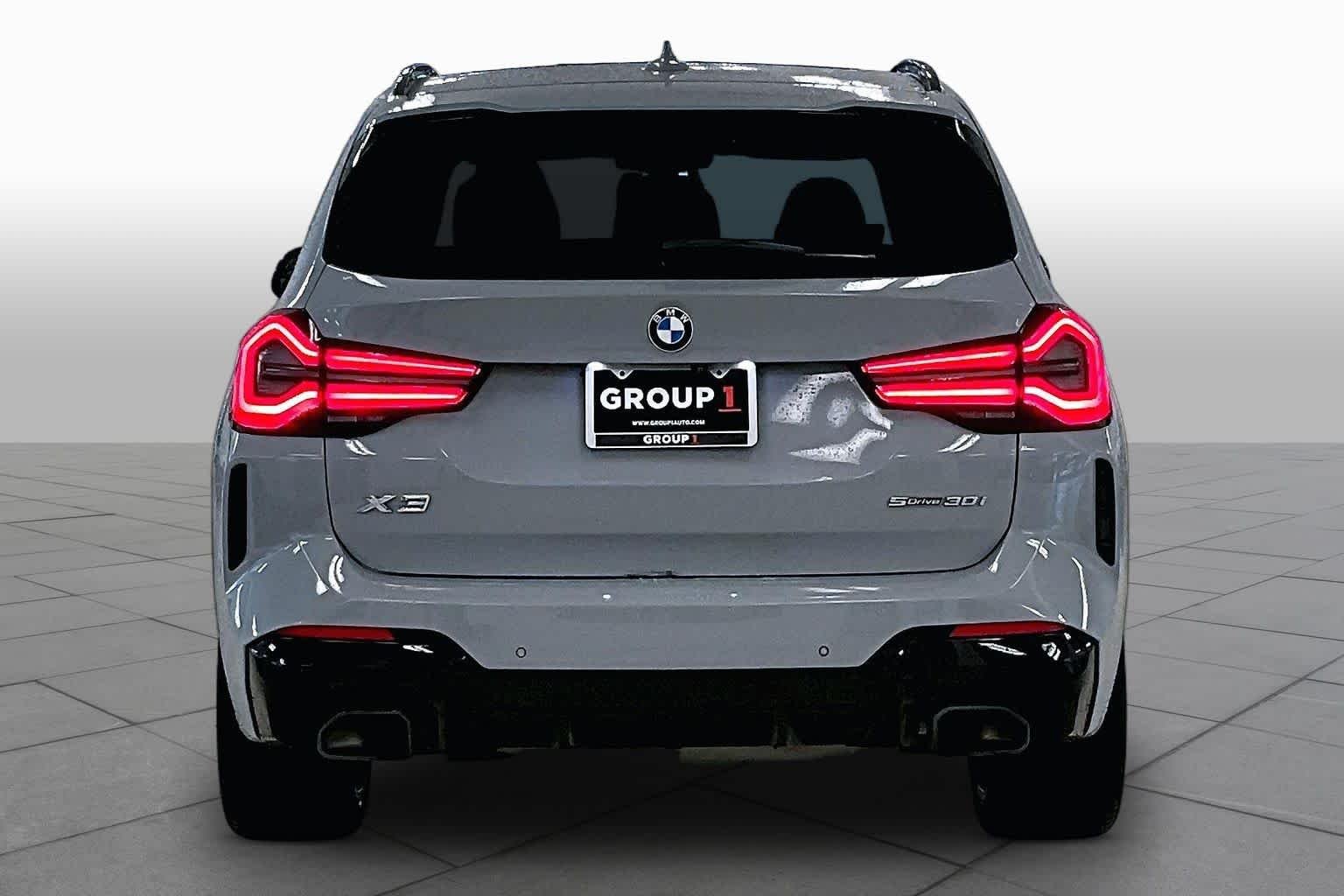 Used 2024 Brooklyn Grey Metallic BMW sDrive30i image 4