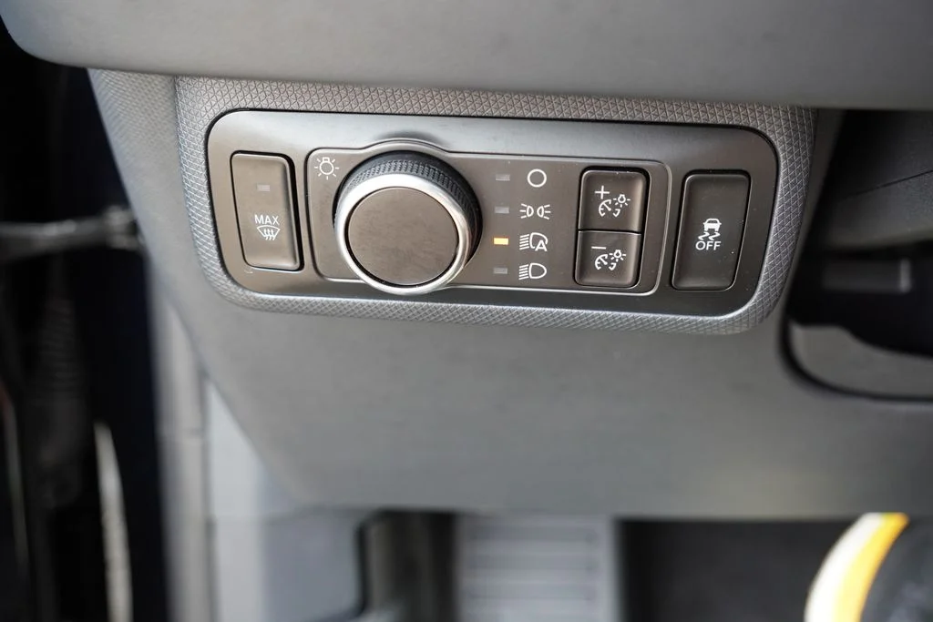 Used 2025 Black Ford Premium image 25