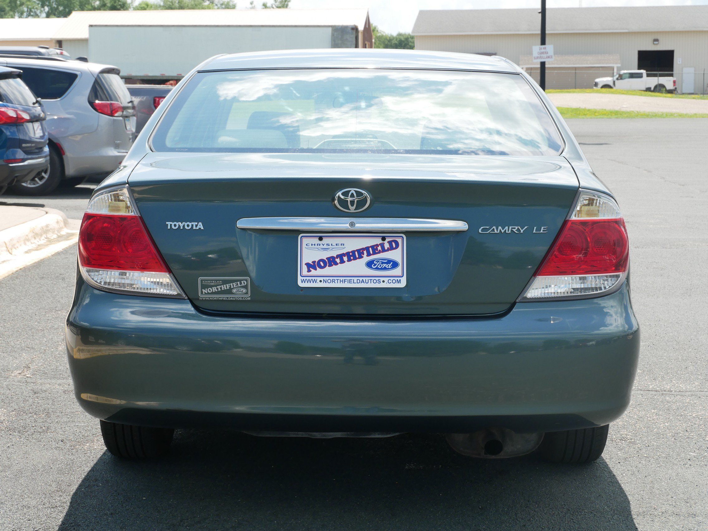 Used 2005 Gray Toyota LE image 7