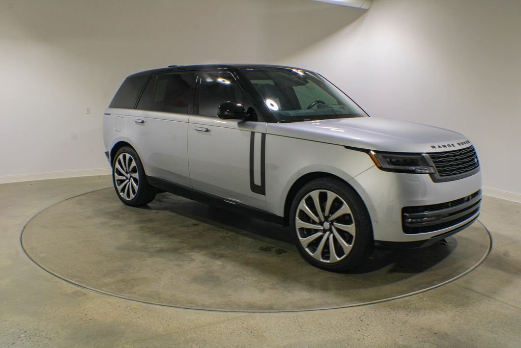 Certified Used 2025  Land Rover Autobiography image 8