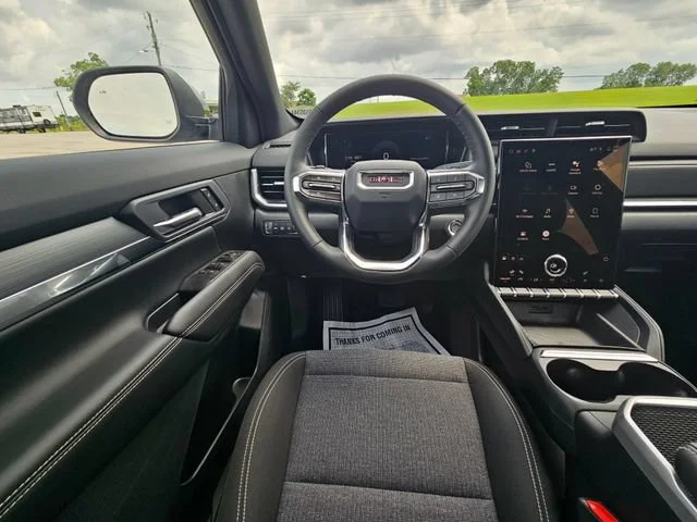 New 2026 Sterling Metallic GMC Elevation image 13