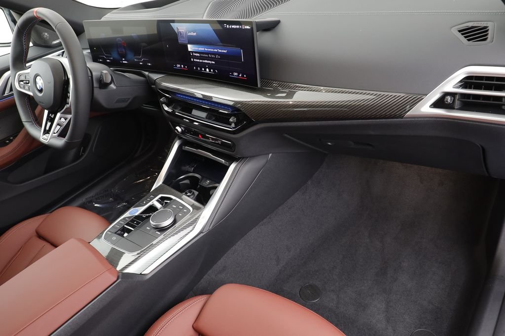 New 2026 Black Sapphire Metallic BMW M60 image 24