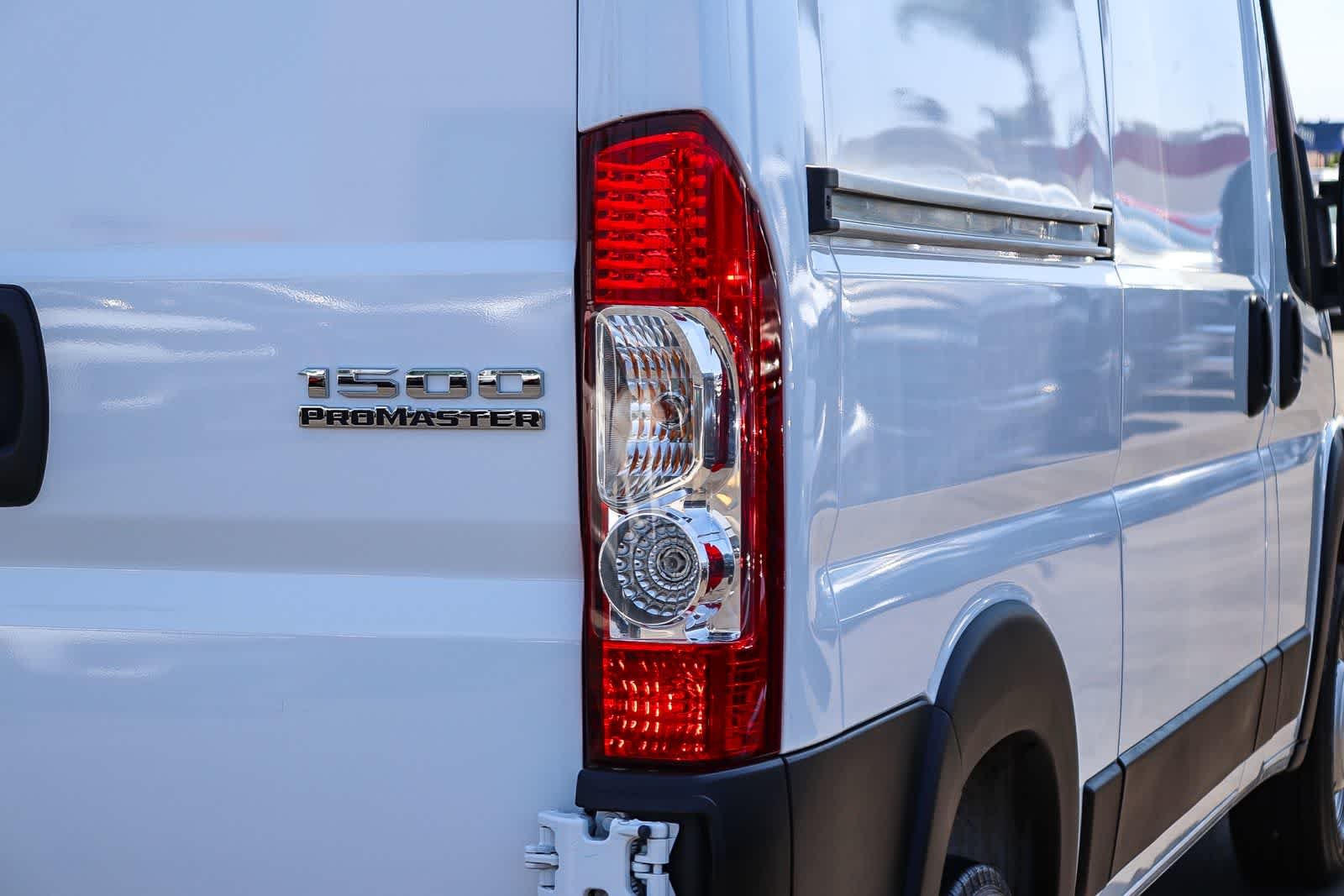 New 2026 Bright White Clear-Coat Exterior Paint RAM Tradesman image 7