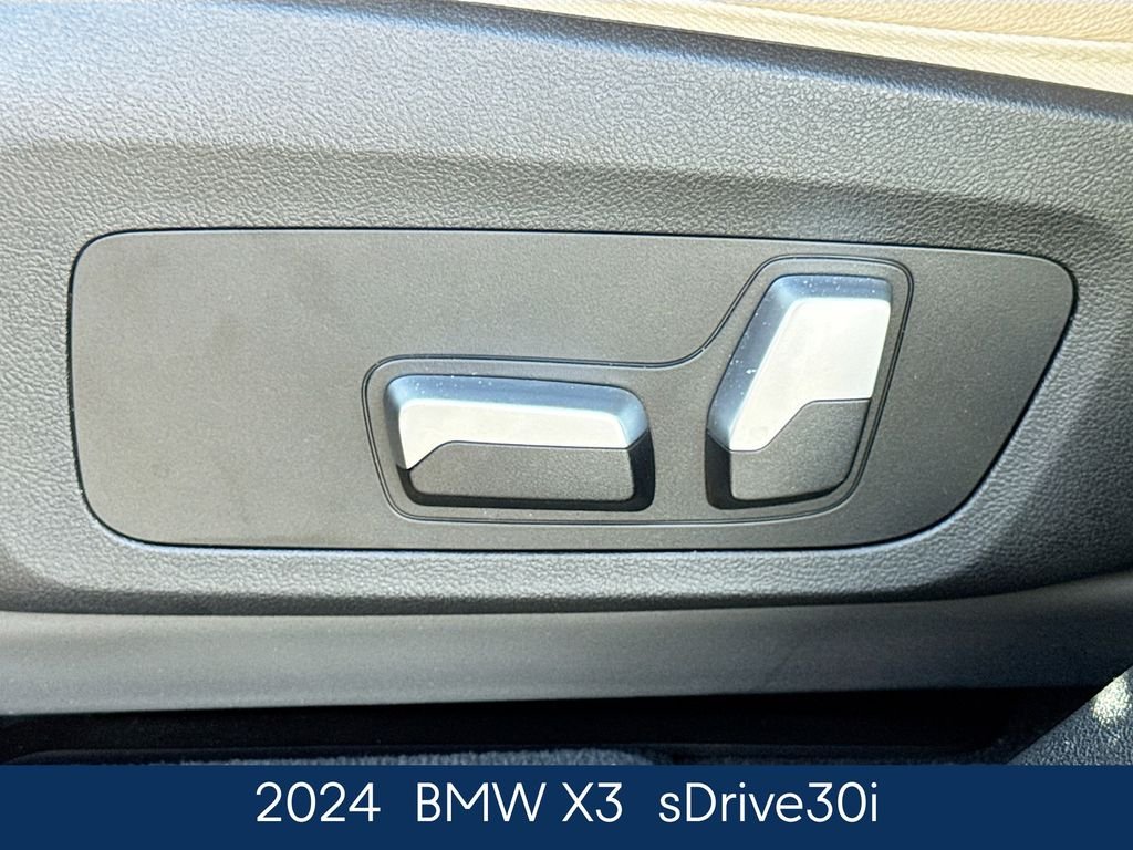 Used 2024 Blue BMW sDrive30i image 20