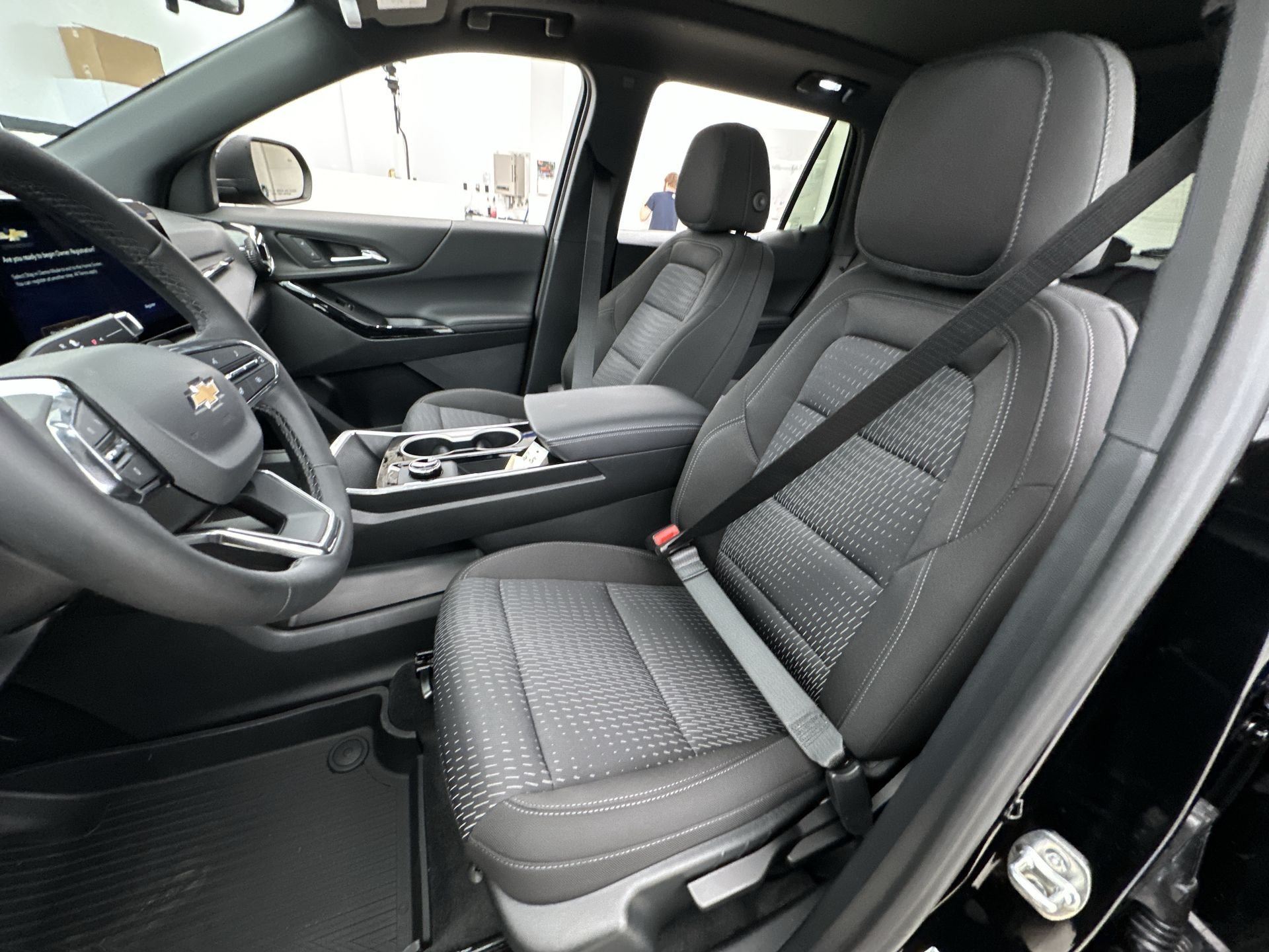 2027 Chevrolet Equinox LT - Photo 63