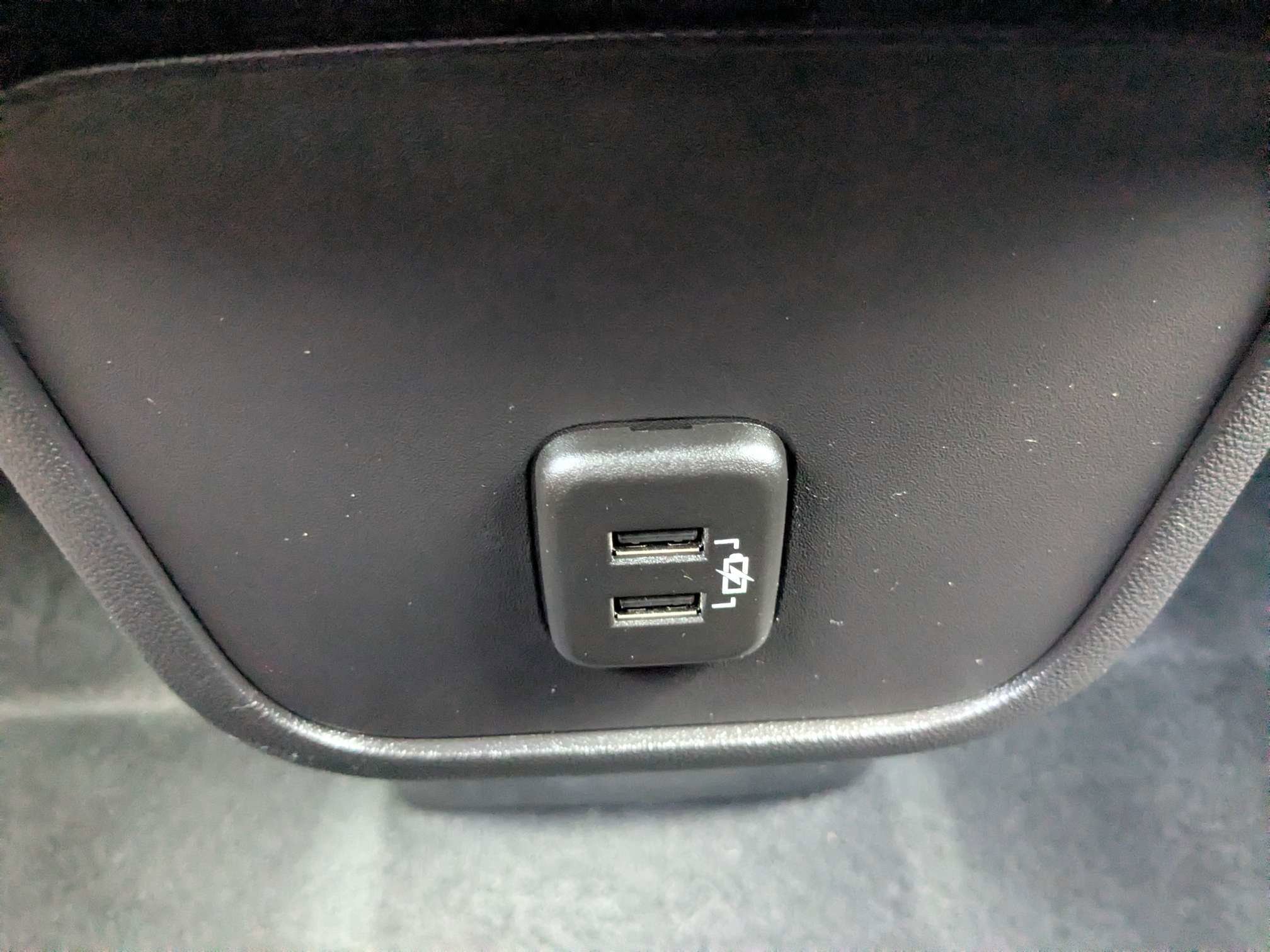 Used 2024 Mosaic Black Metallic Chevrolet LT image 17