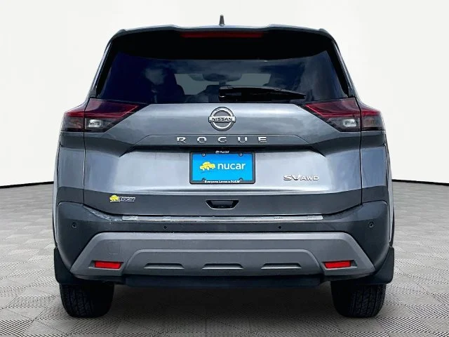 Used 2021 Gun Metallic Nissan SV image 5