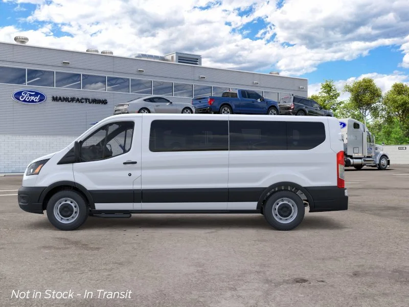 New 2026 Oxford White Ford XL image 3