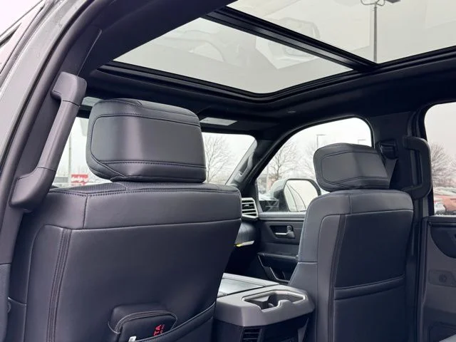 2026 Toyota Tundra Platinum - Photo 10