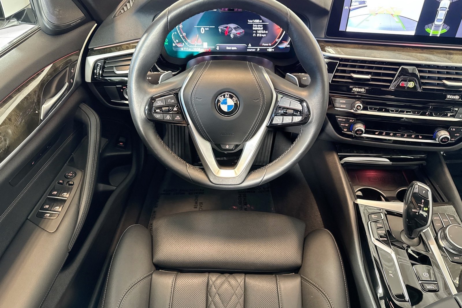 Used 2023 Alpine White BMW 540i image 21