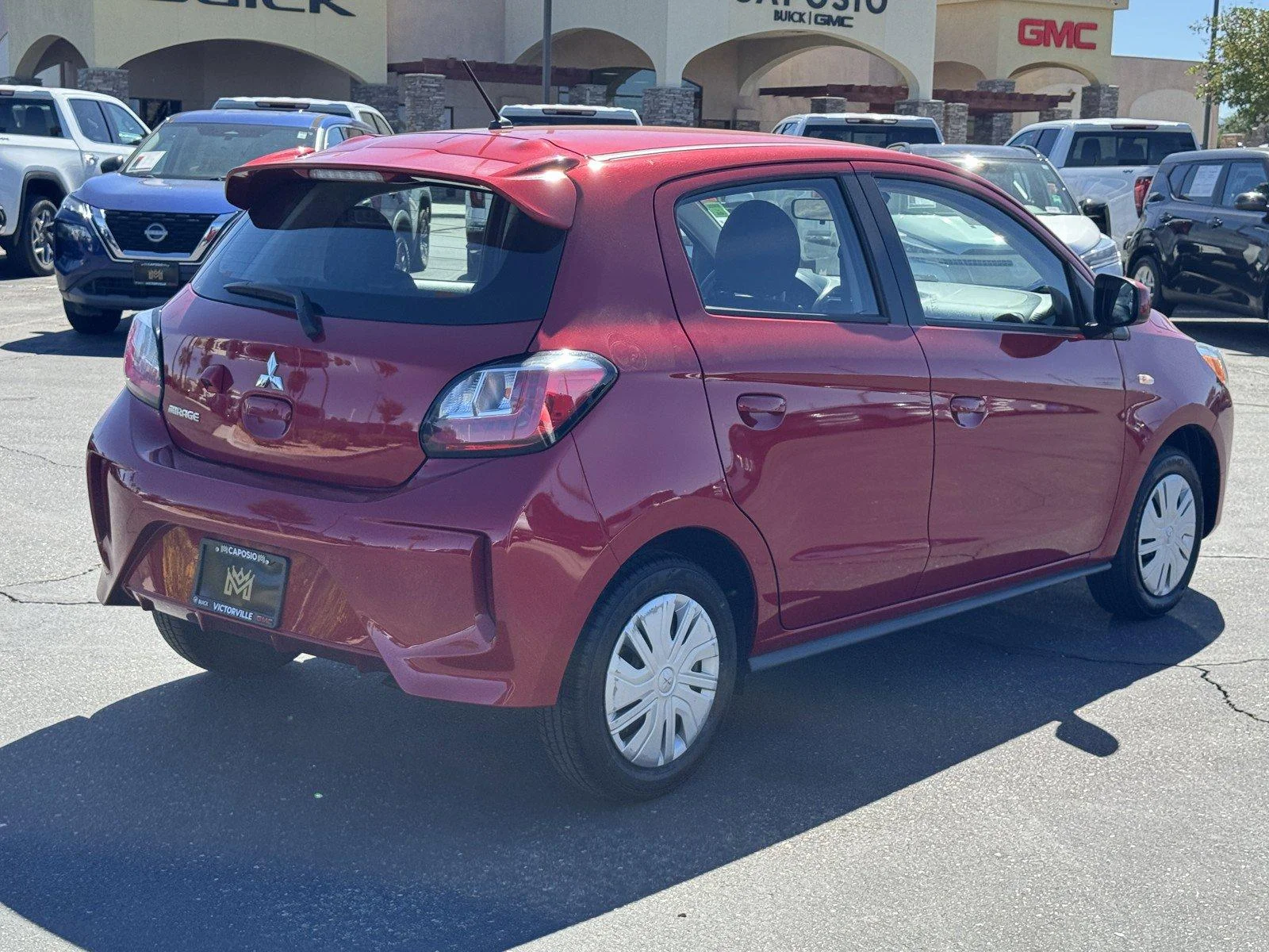 Used 2024  Mitsubishi ES image 6