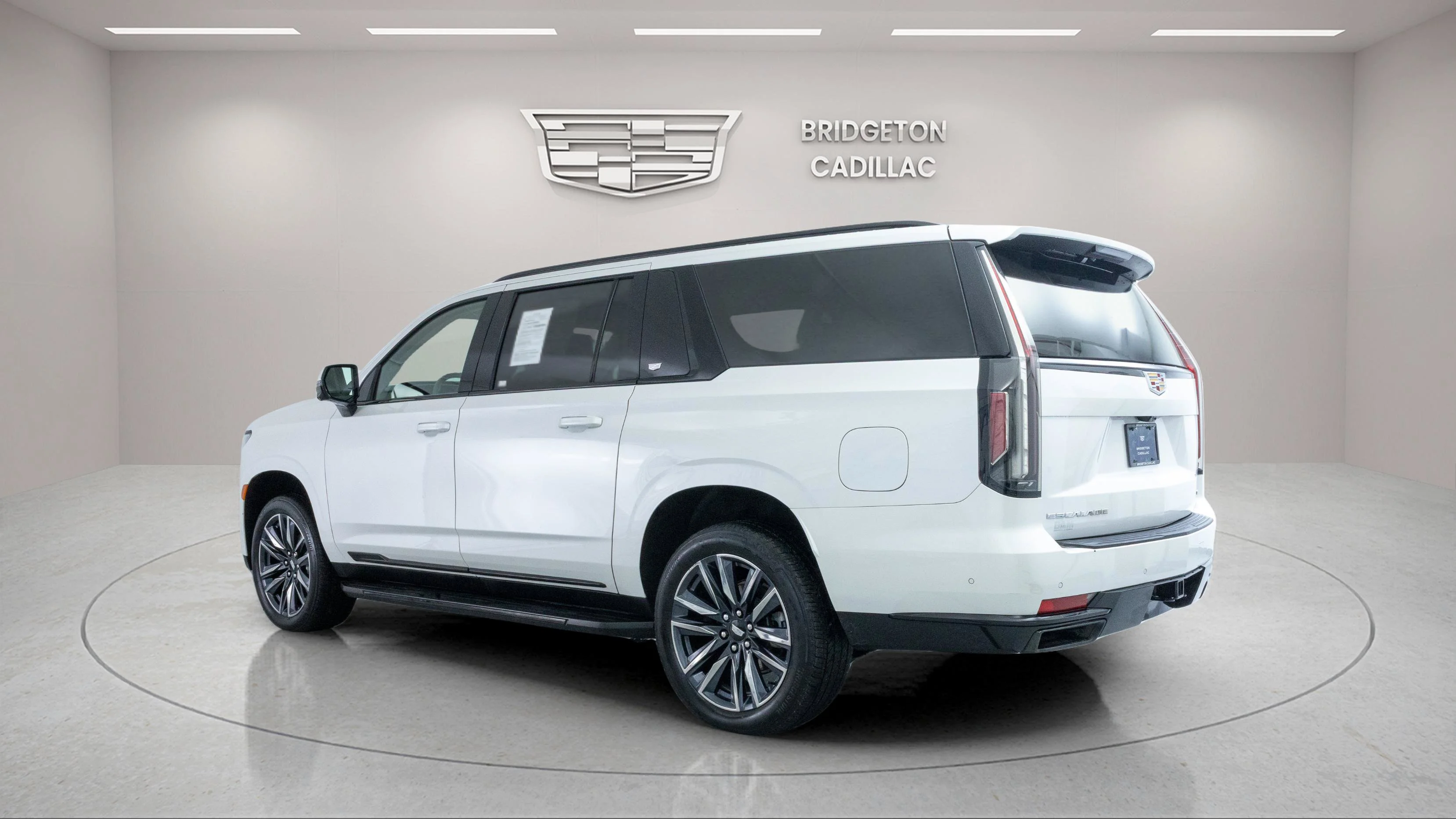 Used 2024 Crystal White Tricoat Cadillac 4WD Sport Platinum image 5