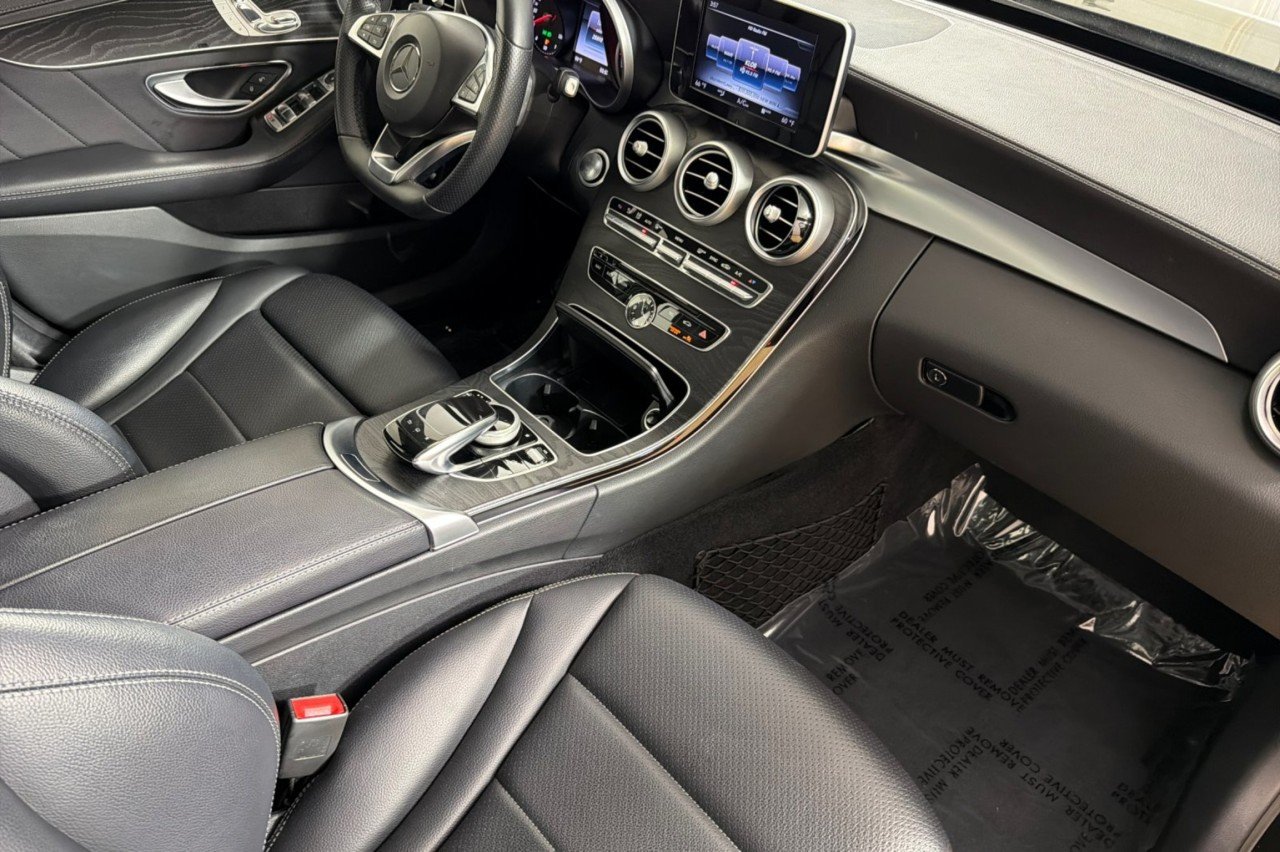 Used 2016 Black Mercedes-Benz C 300 image 14