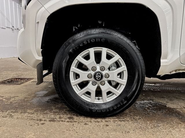 Used 2024 White Toyota SR5 image 16