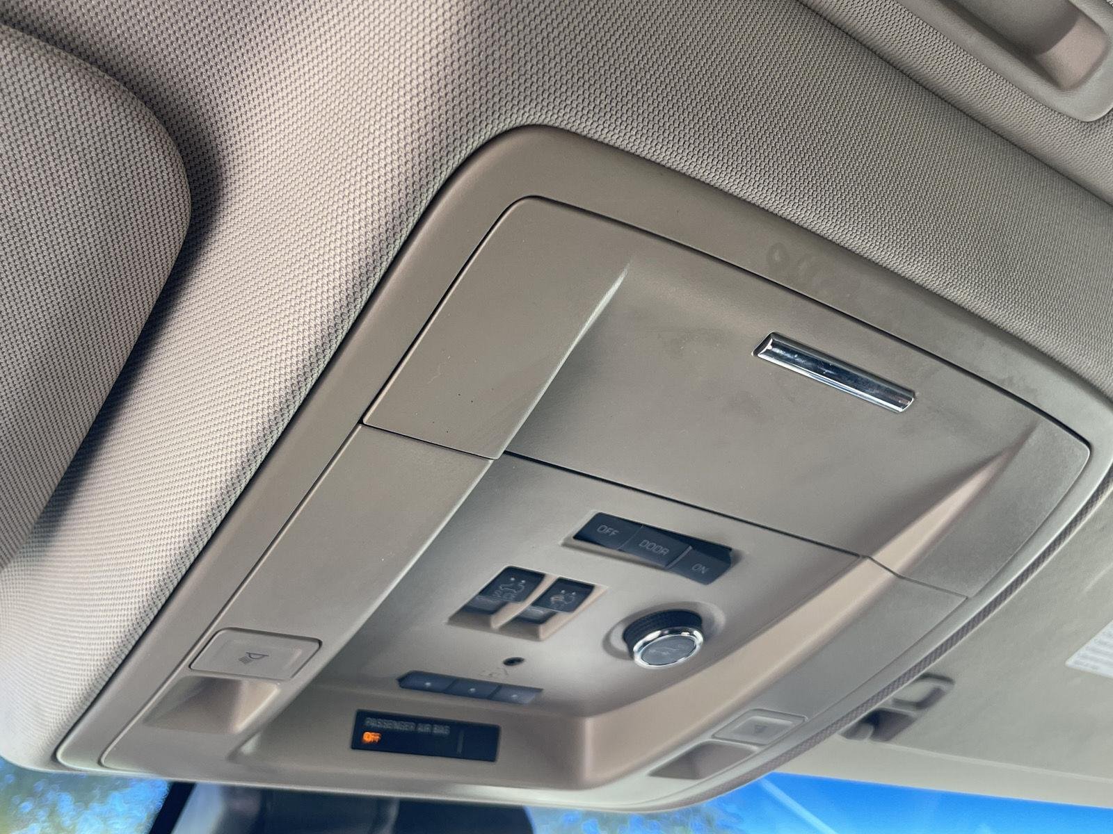 2017 Chevrolet Tahoe Premier - Photo 37