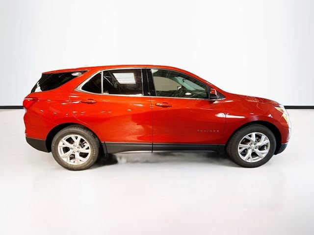 Used 2020 CAYENNE ORANGE METALLIC Chevrolet LT image 5
