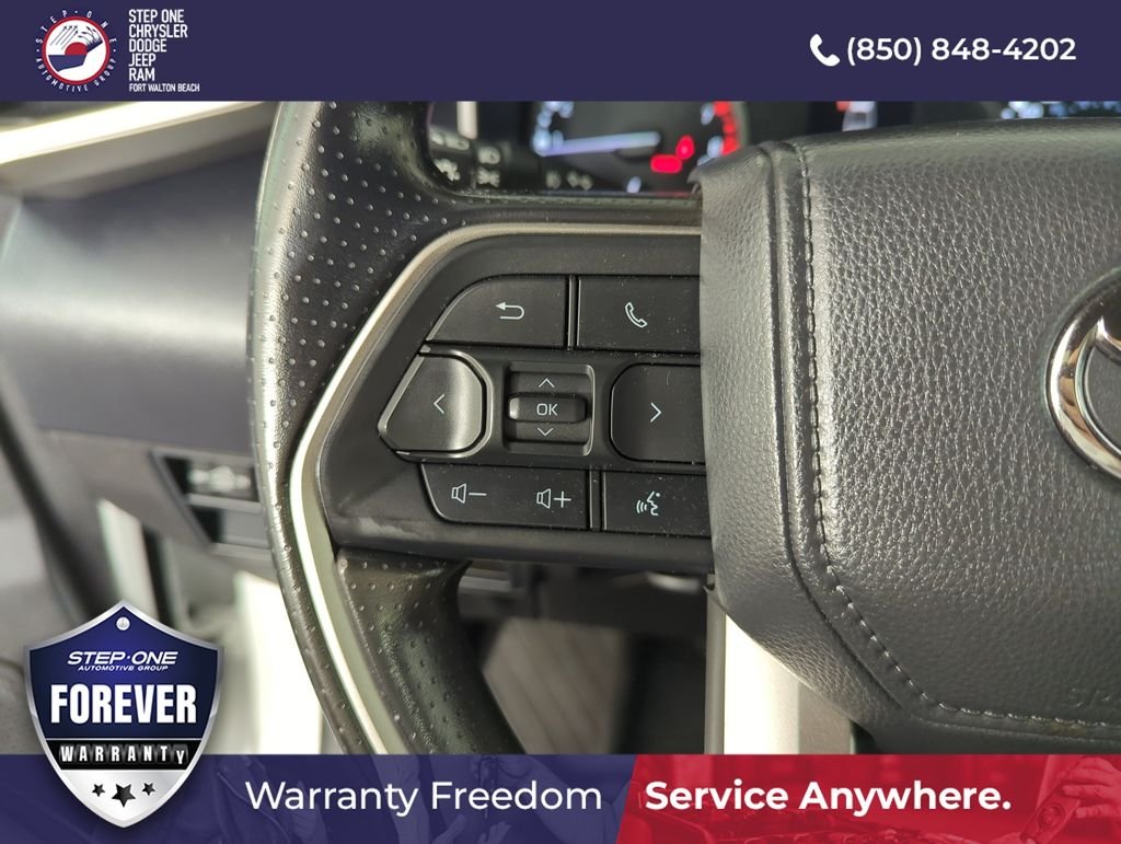 Used 2025 White Toyota SR5 image 21