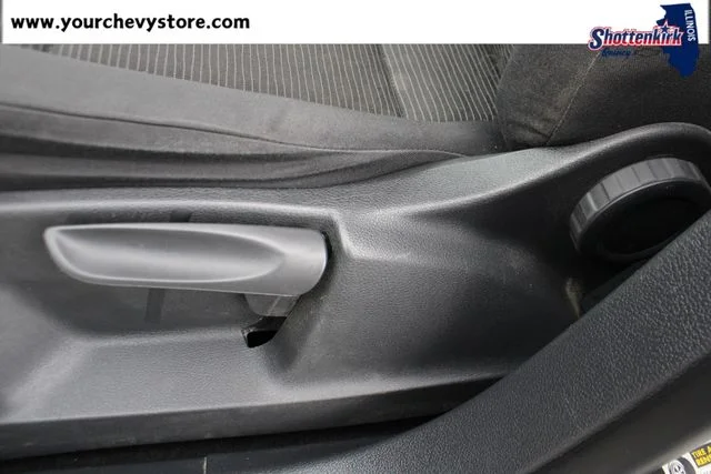Used 2012 Gray Volkswagen SE image 11