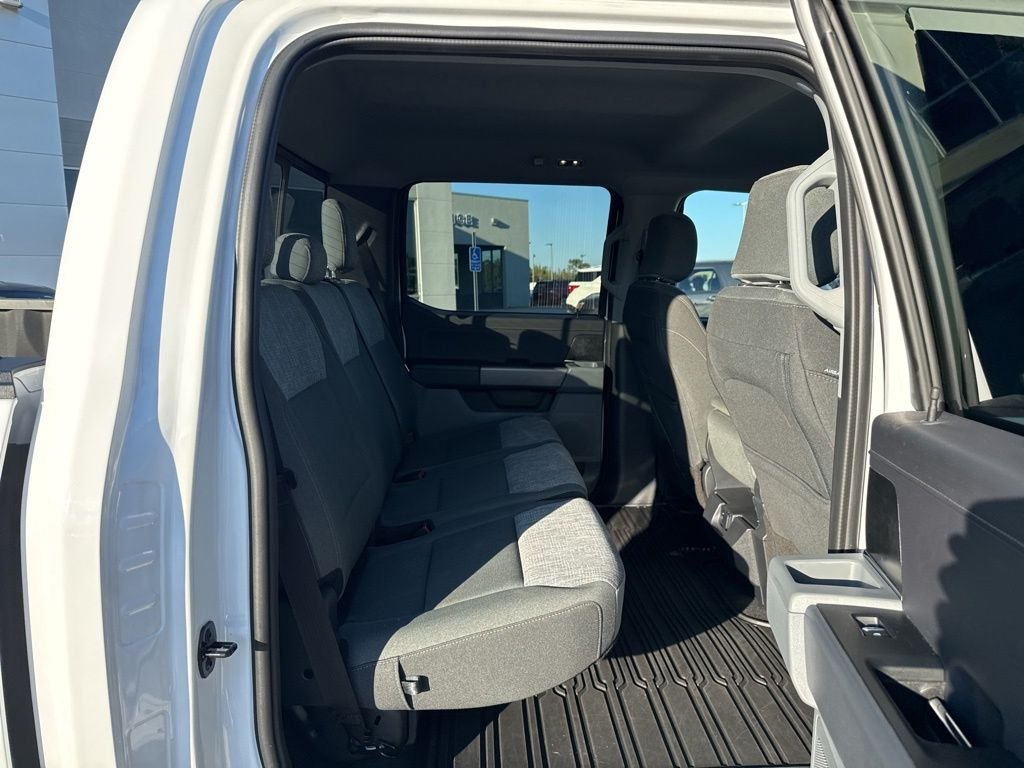 2023 Ford F-150 XLT - Photo 18