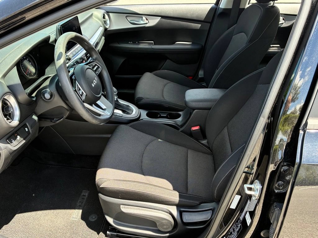2022 Kia FORTE LXS - Photo 16