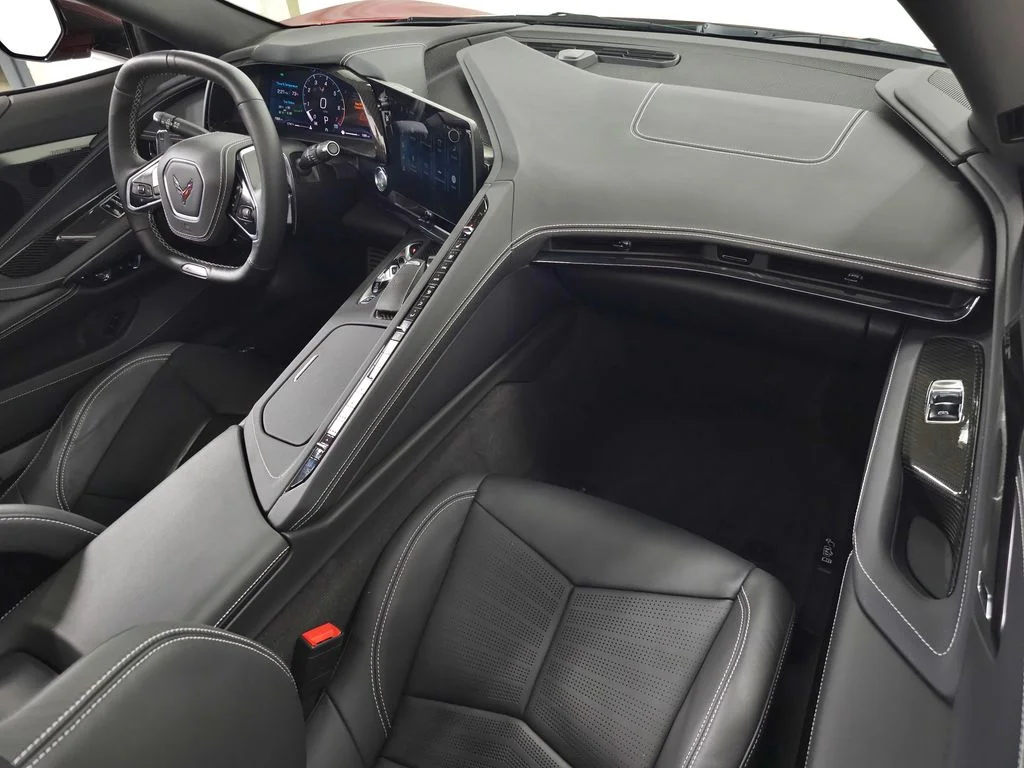 Used 2025 Red Chevrolet E-Ray image 16