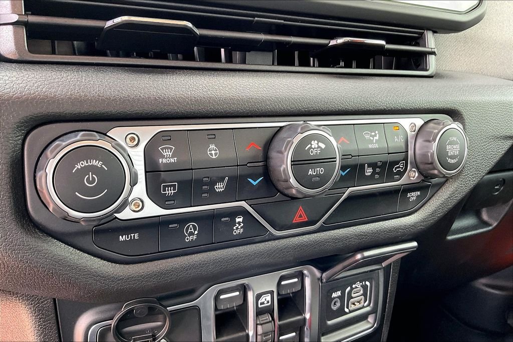 New 2025 Jeep Wrangler Sport S 4D Sport Utility