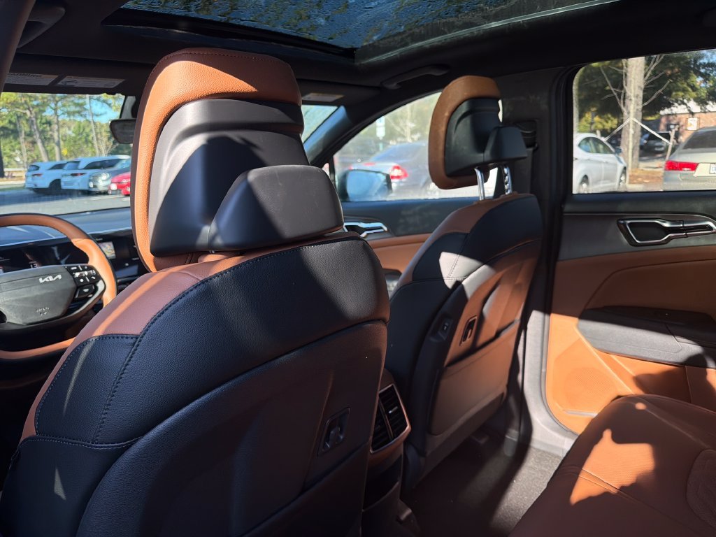 New 2027 Gray Kia X-Line image 25