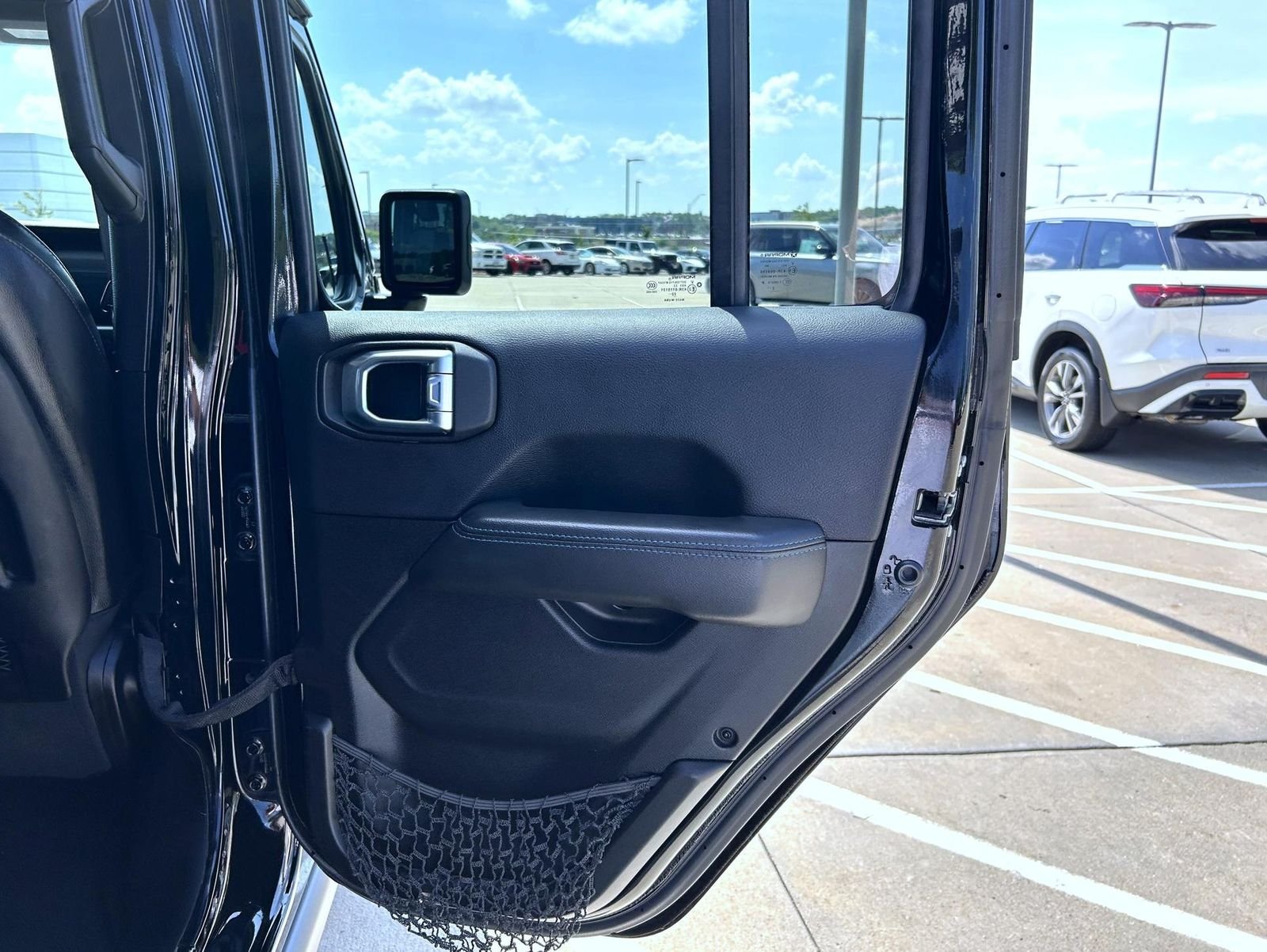 Used 2023 Black Jeep Rubicon 4xe image 17