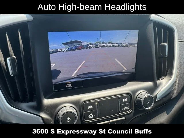 Used 2023 Silver GMC SLT image 27