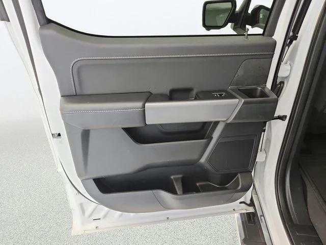 Certified Used 2024 Oxford White Ford XLT image 25