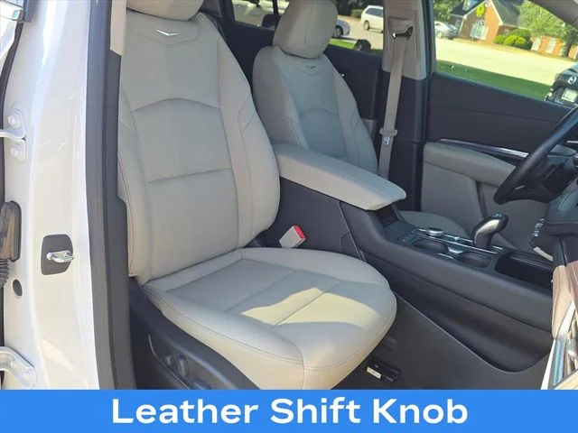 Used 2019 White Cadillac Luxury image 14