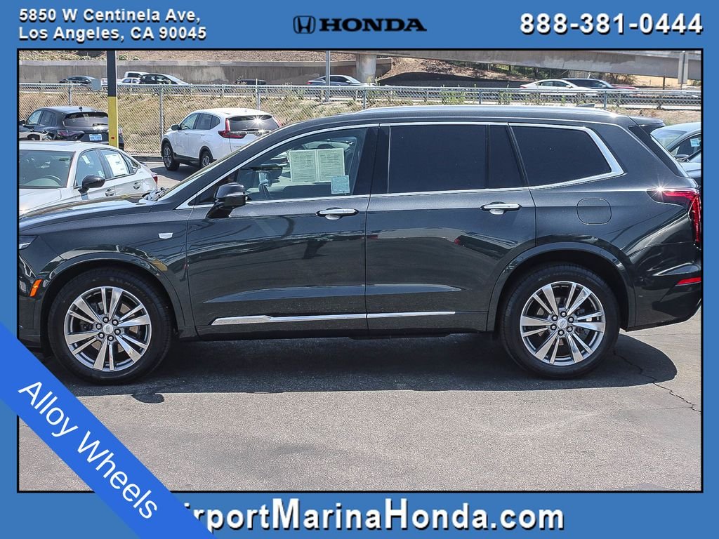 Used 2021 Wilder Metallic Cadillac Premium Luxury image 3