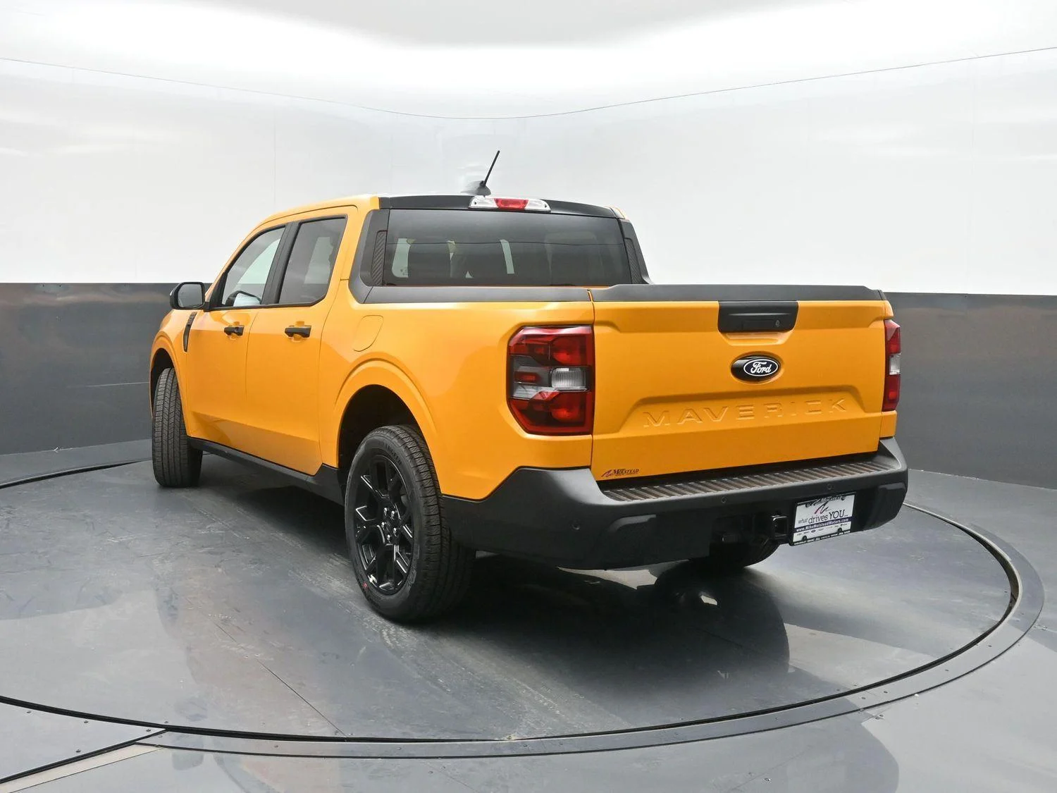 New 2026 Orange Fury Metallic Tri-Coat Ford XLT image 42