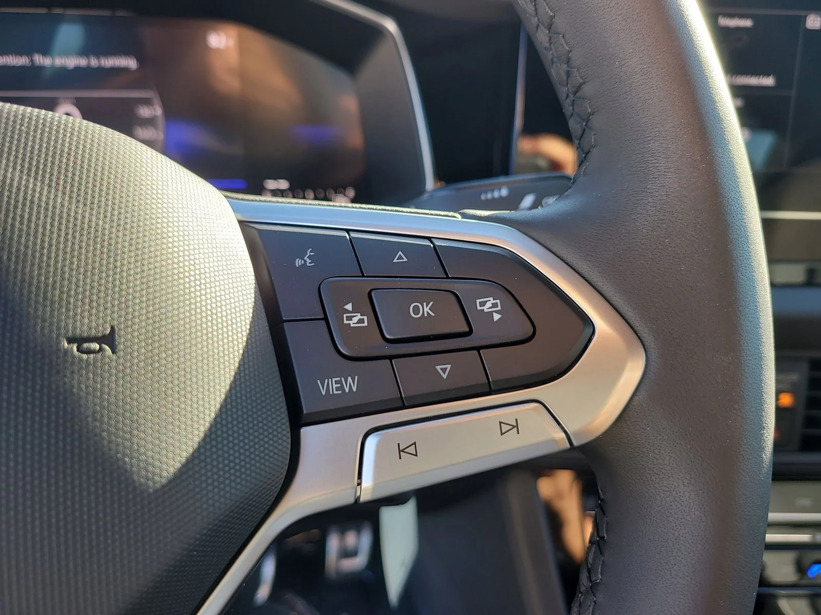 New 2026 Platinum Gray Metallic Volkswagen 1.5T Sport image 29