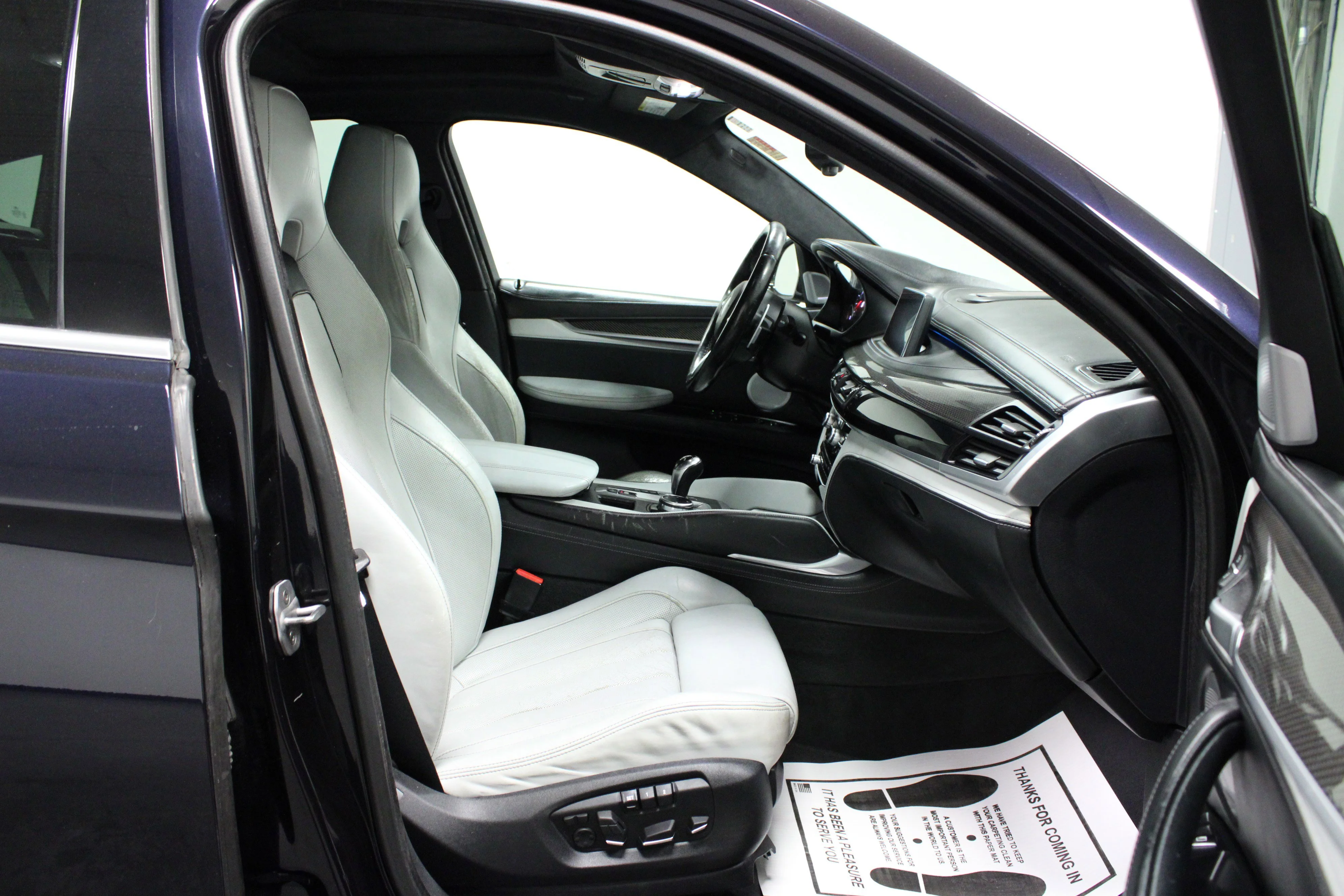 Used 2015 Carbon Black Metallic BMW Base image 15