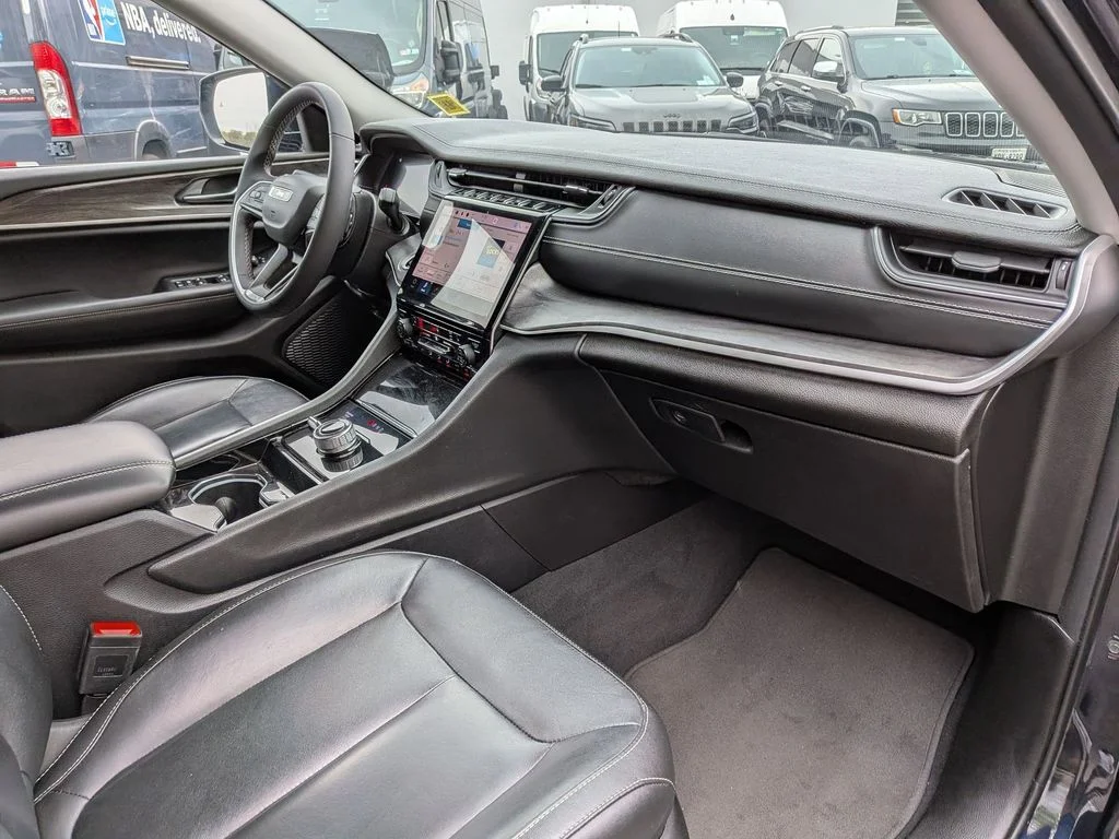 Used 2023 Black Jeep Limited image 28