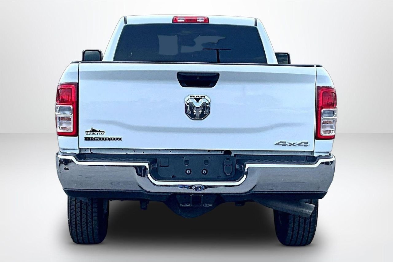 Used 2024 Bright White Clearcoat RAM Big Horn Crew Cab 4x4 8 Box image 7