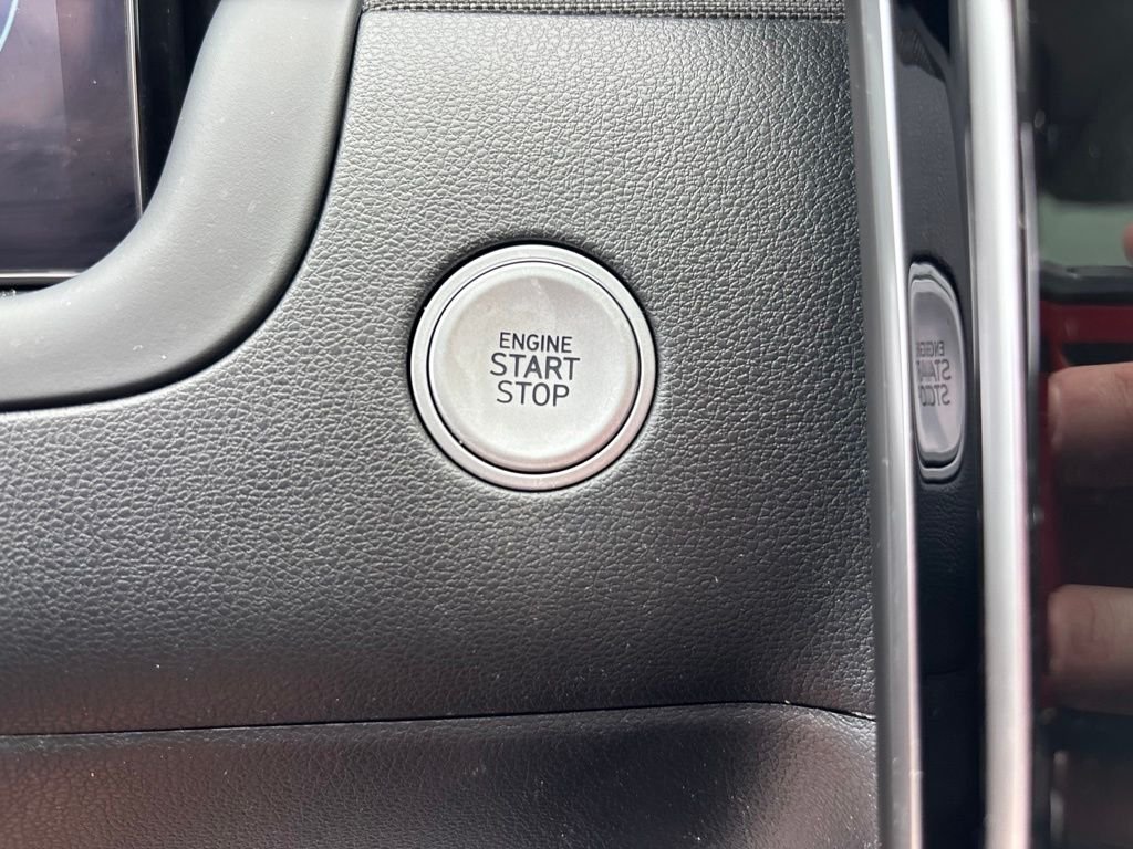 Certified Used 2024 Silver Hyundai SEL Convenience image 34