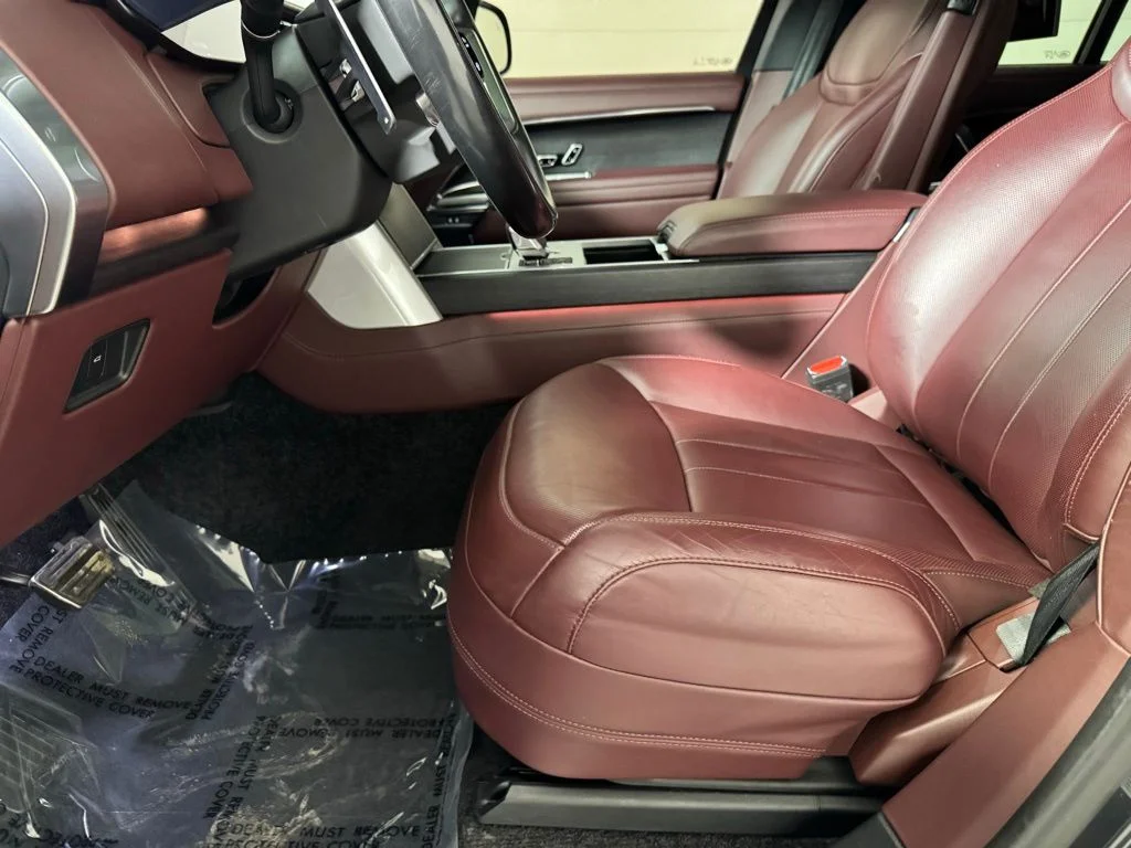 Used 2024 Carpathian Gray Premium Metallic Land Rover Autobiography image 15