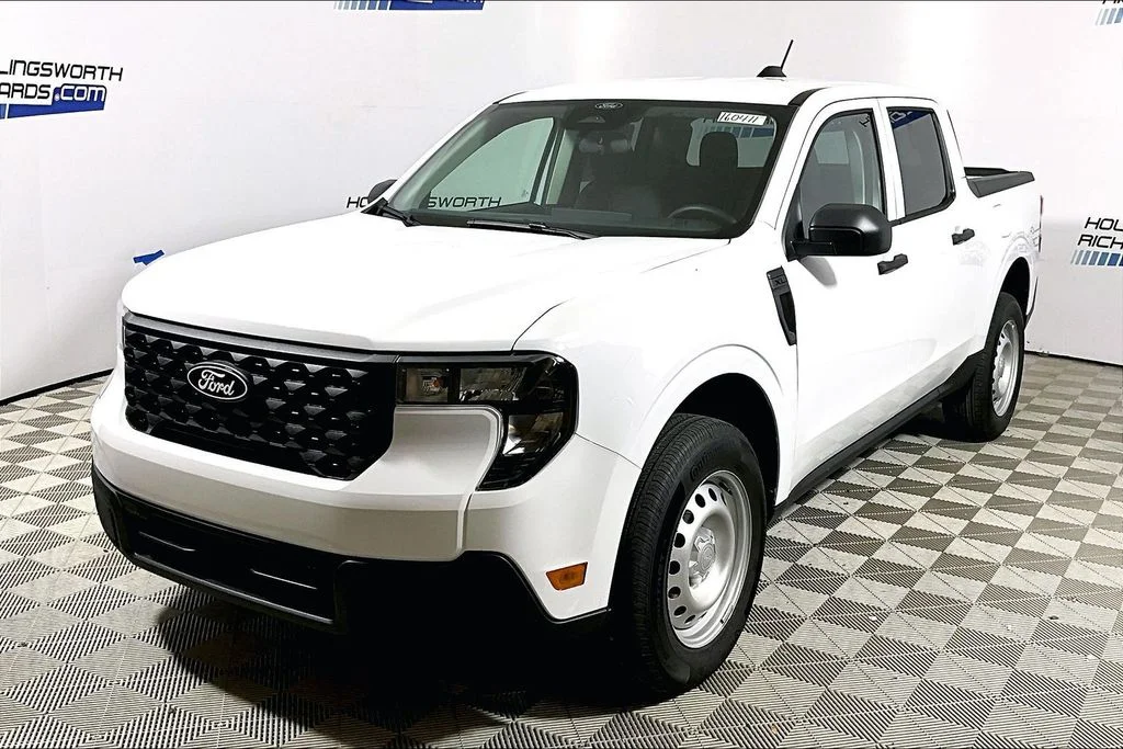 2026 Ford Maverick XL FWD's photo