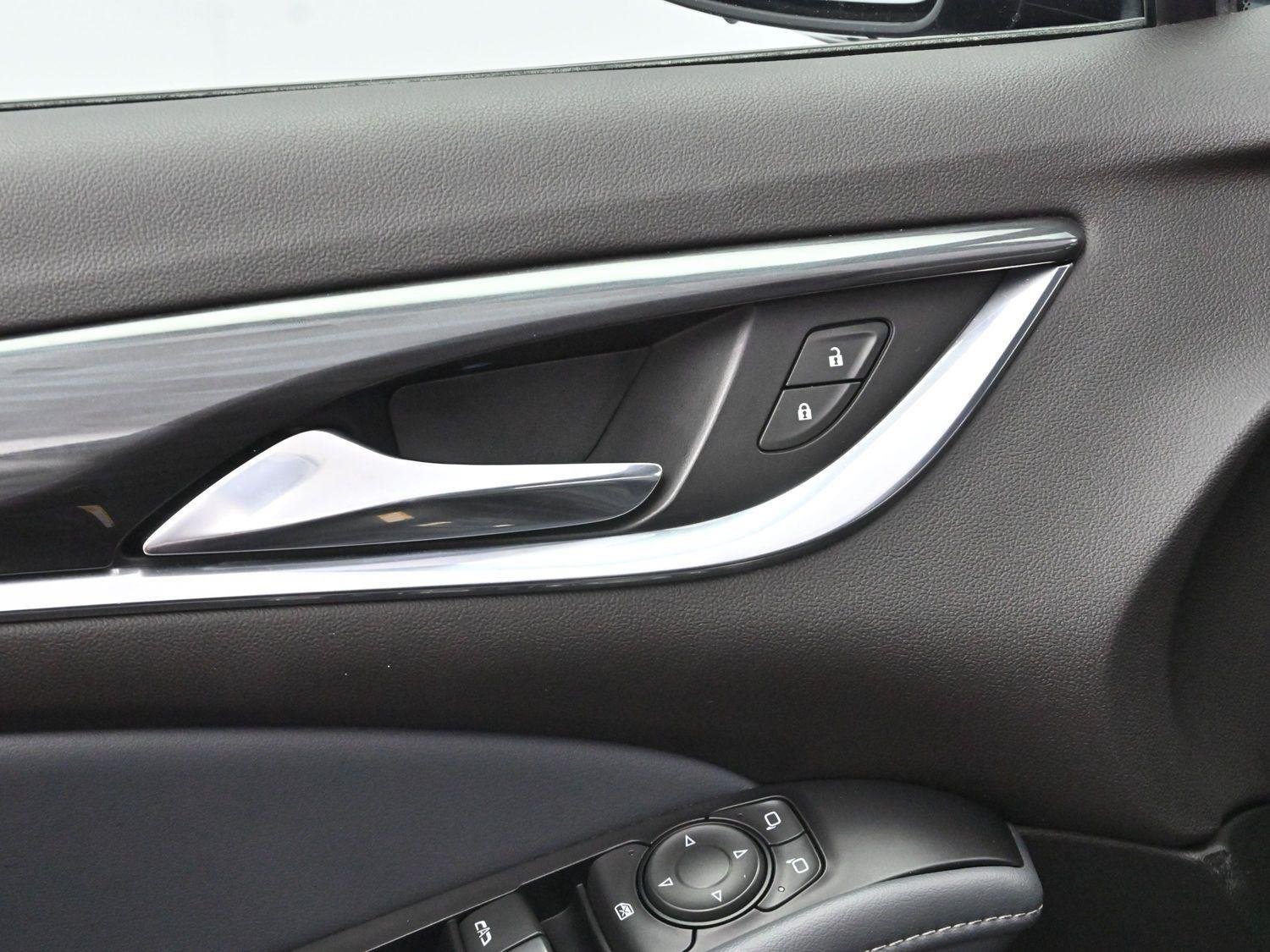 2022 Buick Enclave Essence - Photo 13