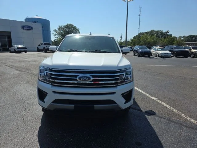 Used 2021 White Ford XLT image 8