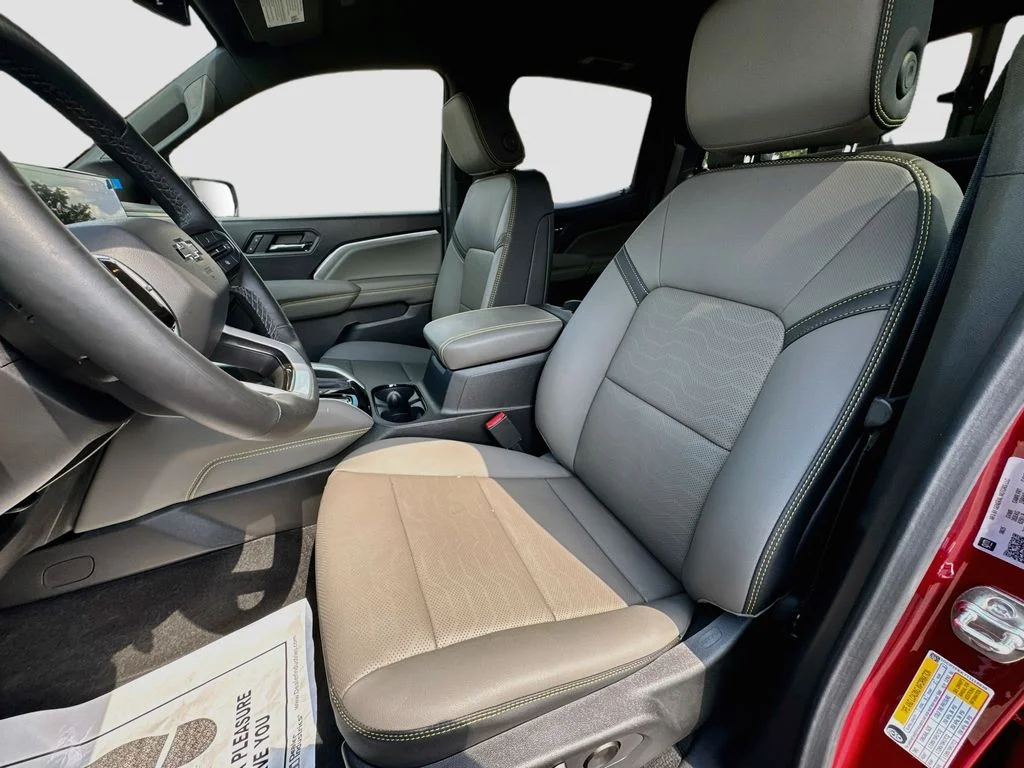 Used 2026 Red Chevrolet ZR2 image 24