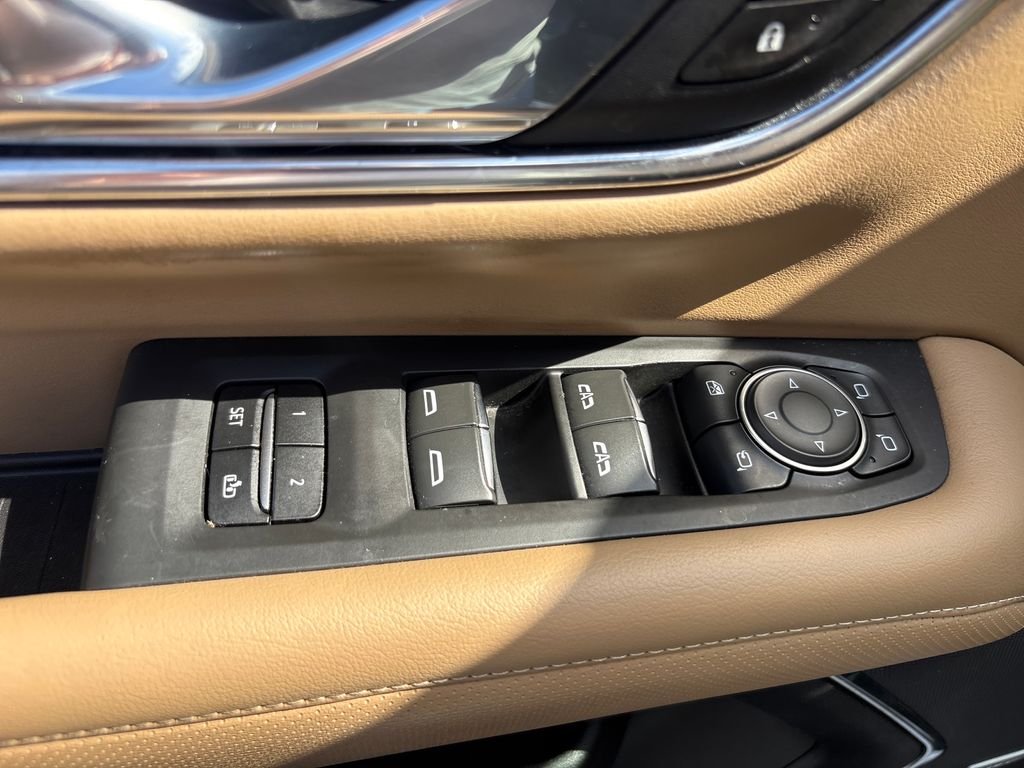 Used 2021 Beige Chevrolet Premier image 15