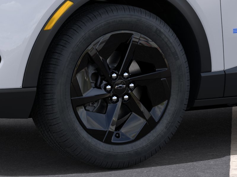 New 2026 Summit White Chevrolet LT image 9