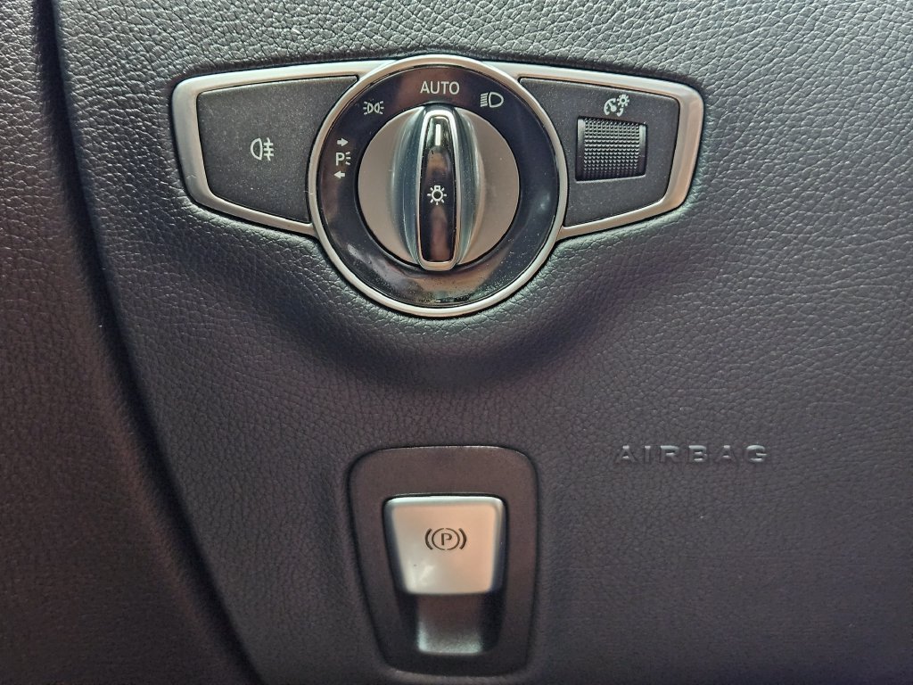 Used 2018 Gray Mercedes-Benz E 400 image 23