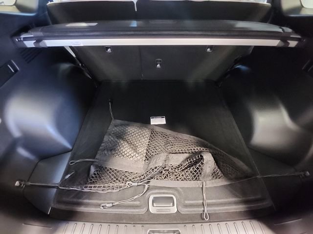 Used 2025 Red Hyundai SEL Convenience image 21